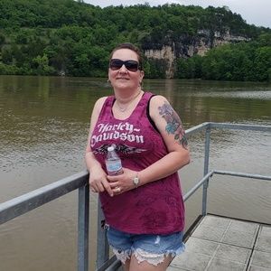 Meet your Posher, Brenda